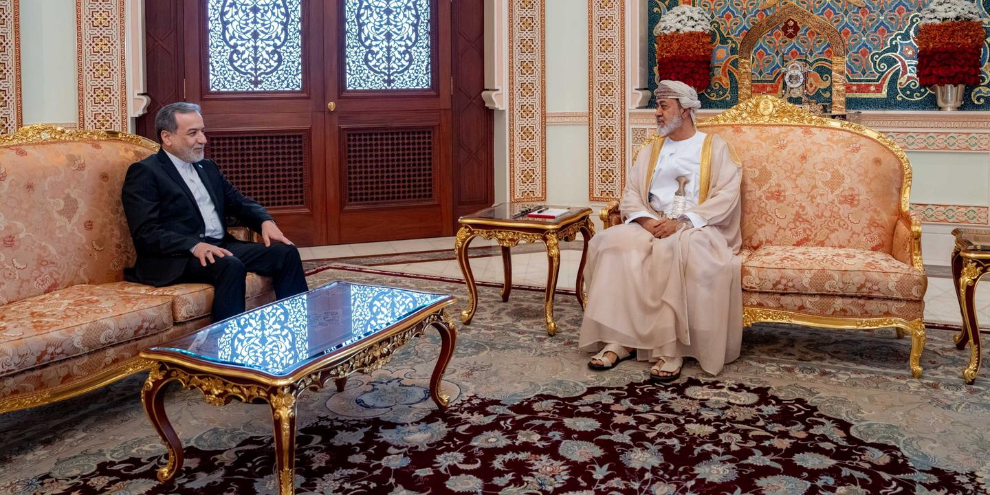 EN DIRECT, guerre au Moyen-Orient : Abbas Araghtchi, ministre des affaires étrangères iranien, est de retour à Islamabad, vingt-quatre heures après son départ du Pakistan sans avoir rencontré les Américains