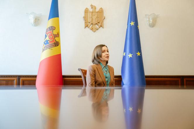 Maia Sandu, Presidente da República da Moldávia, no palácio presidencial em Chisinau, 24 de abril de 2026. 