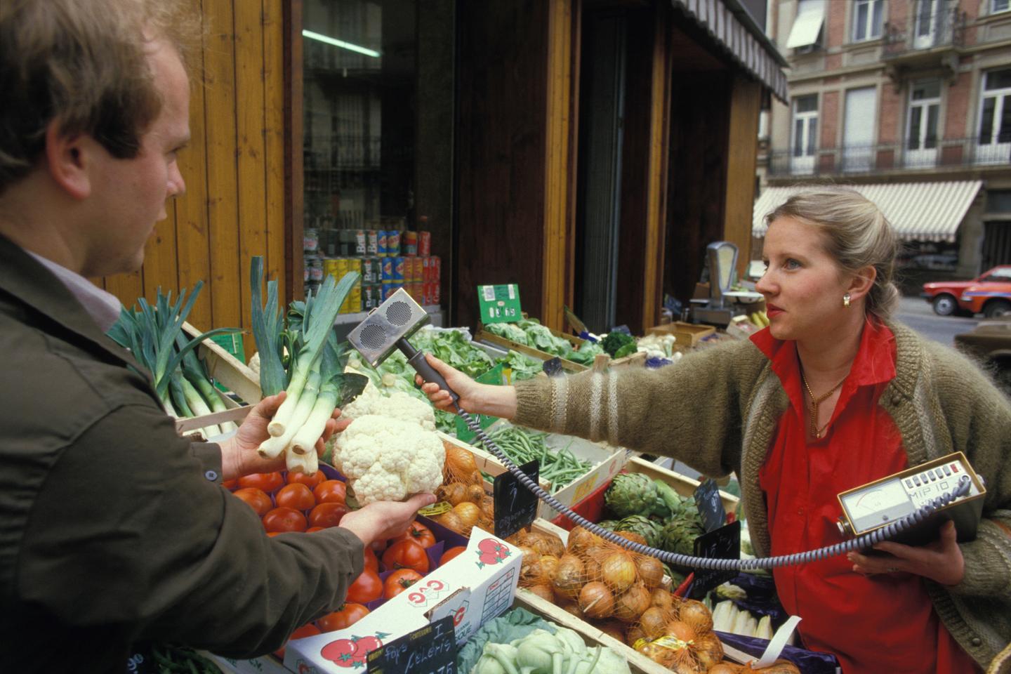 Le nuage radioactif de Tchernobyl qui s’est arrêté aux frontières de la France : itinéraire d’un mythe qui hante l’imaginaire national