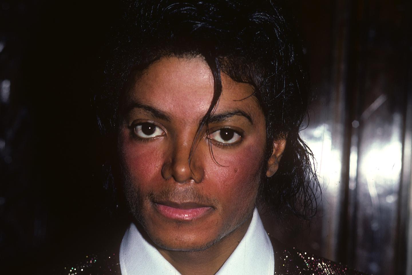 « Michael Jackson, l’envers d’une légende », sur France 4 : une contre-histoire psychiatrique du « roi de la pop »