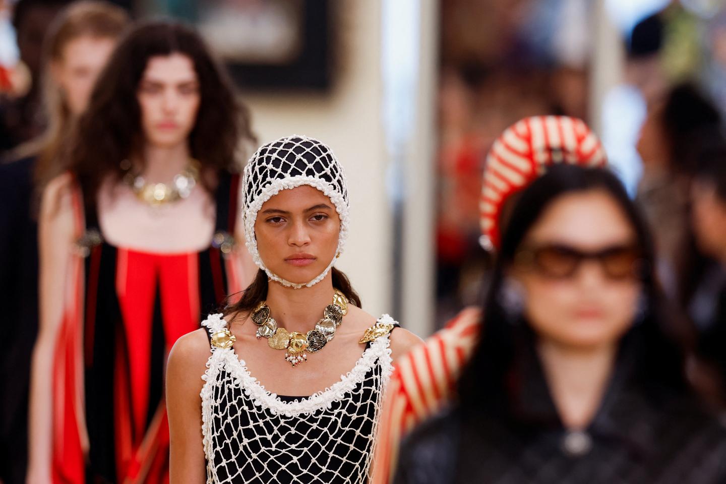 Chanel renoue timidement avec la croissance