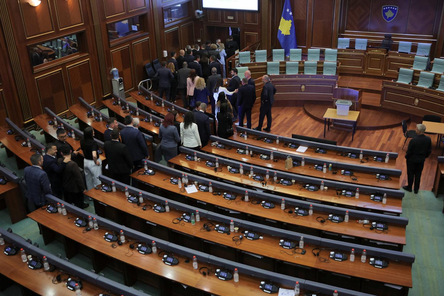 Au Kosovo, des élections législatives anticipées convoquées le 7 juin
