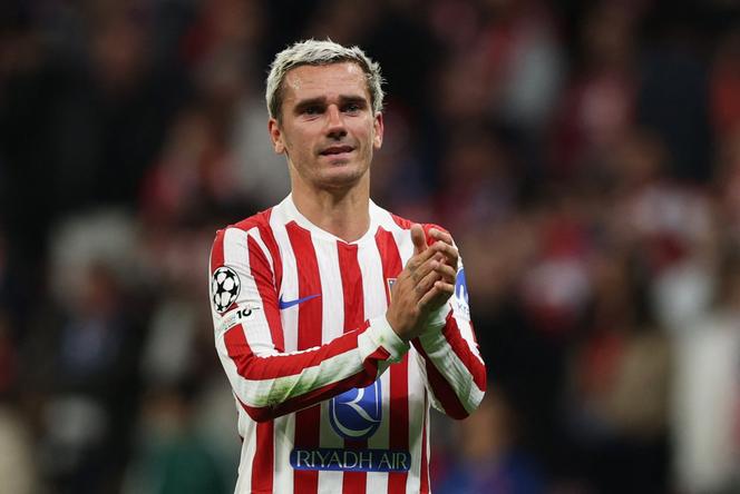 Jogador do Atlético de Madrid de 2014 a 2019, e novamente desde 2021, Antoine Griezmann deixará os Colchoneros neste verão e voará para o clube Orlando, dos Estados Unidos. Contra o Arsenal, ele disputou sua última partida na Copa da Europa pelo Atlético diante da torcida madrilena no estádio Civitas Metropolitano.