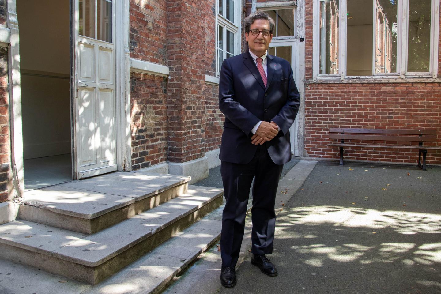 Le directeur de l’Ecole alsacienne, licencié en février, annonce être réintégré sur décision du conseil de prud’hommes de Paris
