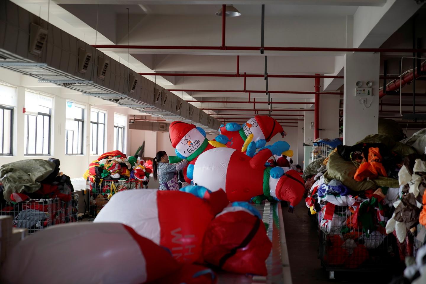 A huit mois de Noël, les jouets made in China pris dans la tempête du plastique cher