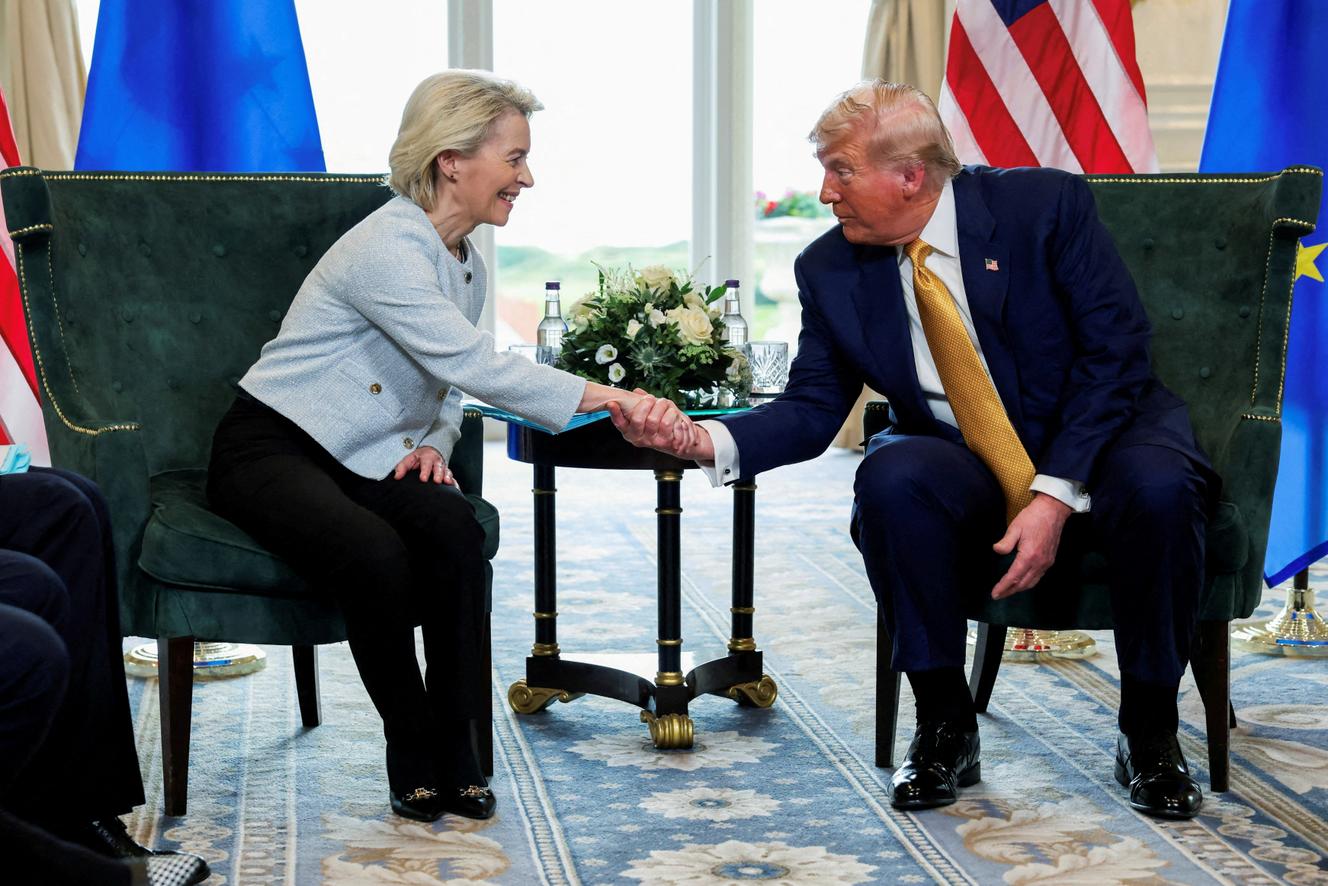 Droits de douane : les Européens s’entendent pour la mise en œuvre de l’accord commercial avec les Etats-Unis ; Ursula von der Leyen salue un pas vers « un commerce transatlantique stable et équilibré »
