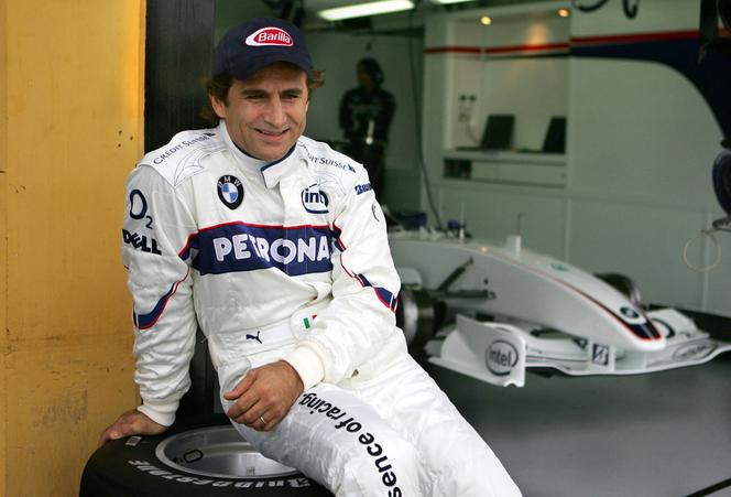 O piloto italiano Alex Zanardi, no circuito Ricardo Tormo em Cheste, perto de Valência (Espanha), 25 de novembro de 2006.