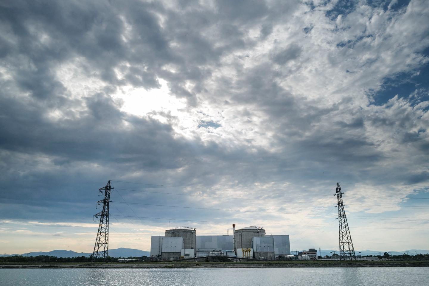 Fessenheim : feu vert au démantèlement total de la centrale nucléaire, une étape décisive dans la reconversion du site