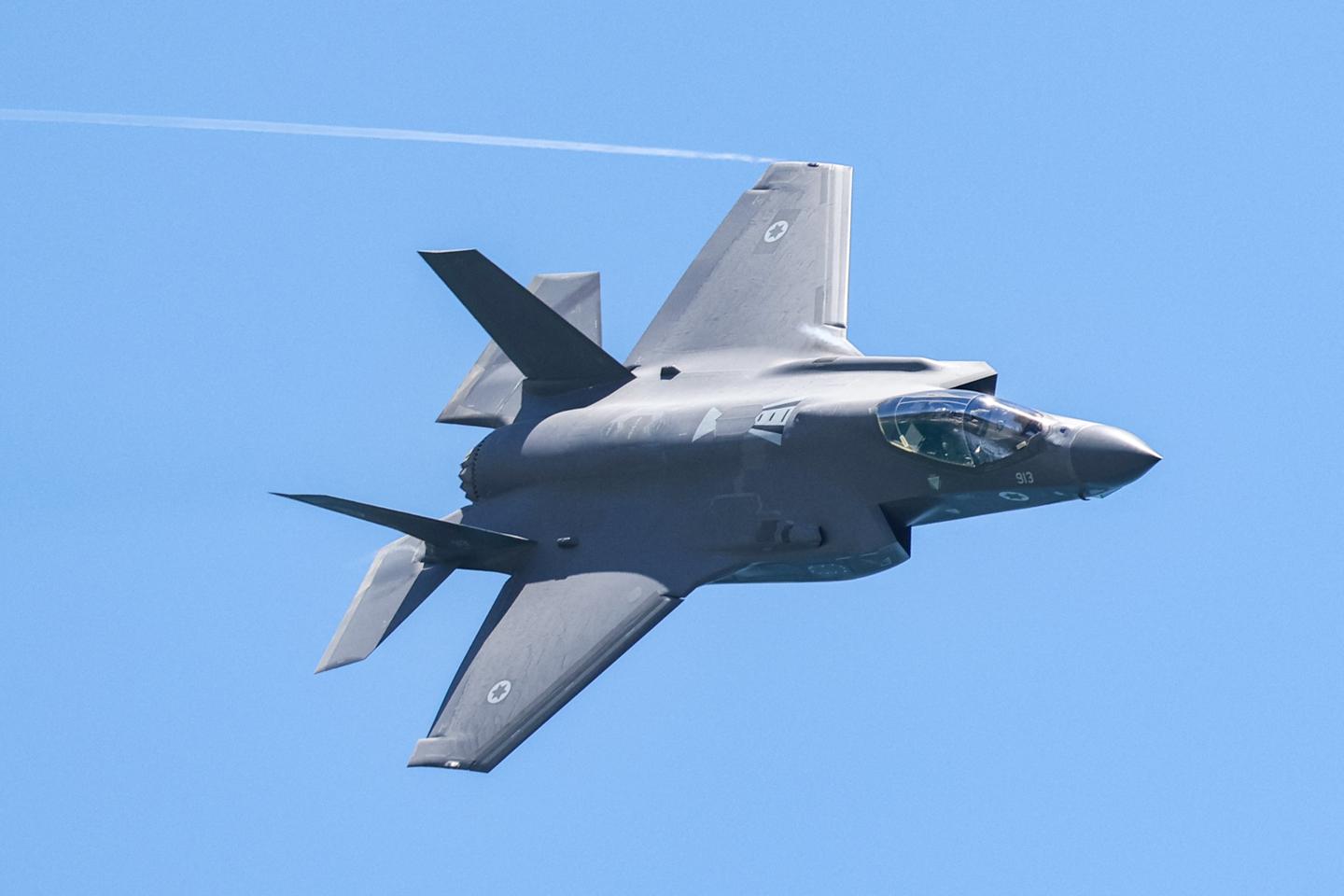 Israël annonce l’achat d’avions de combat F-35 et F-15IA américains pour renforcer sa « supériorité aérienne écrasante » dans la région, dit Benyamin Nétanyahou