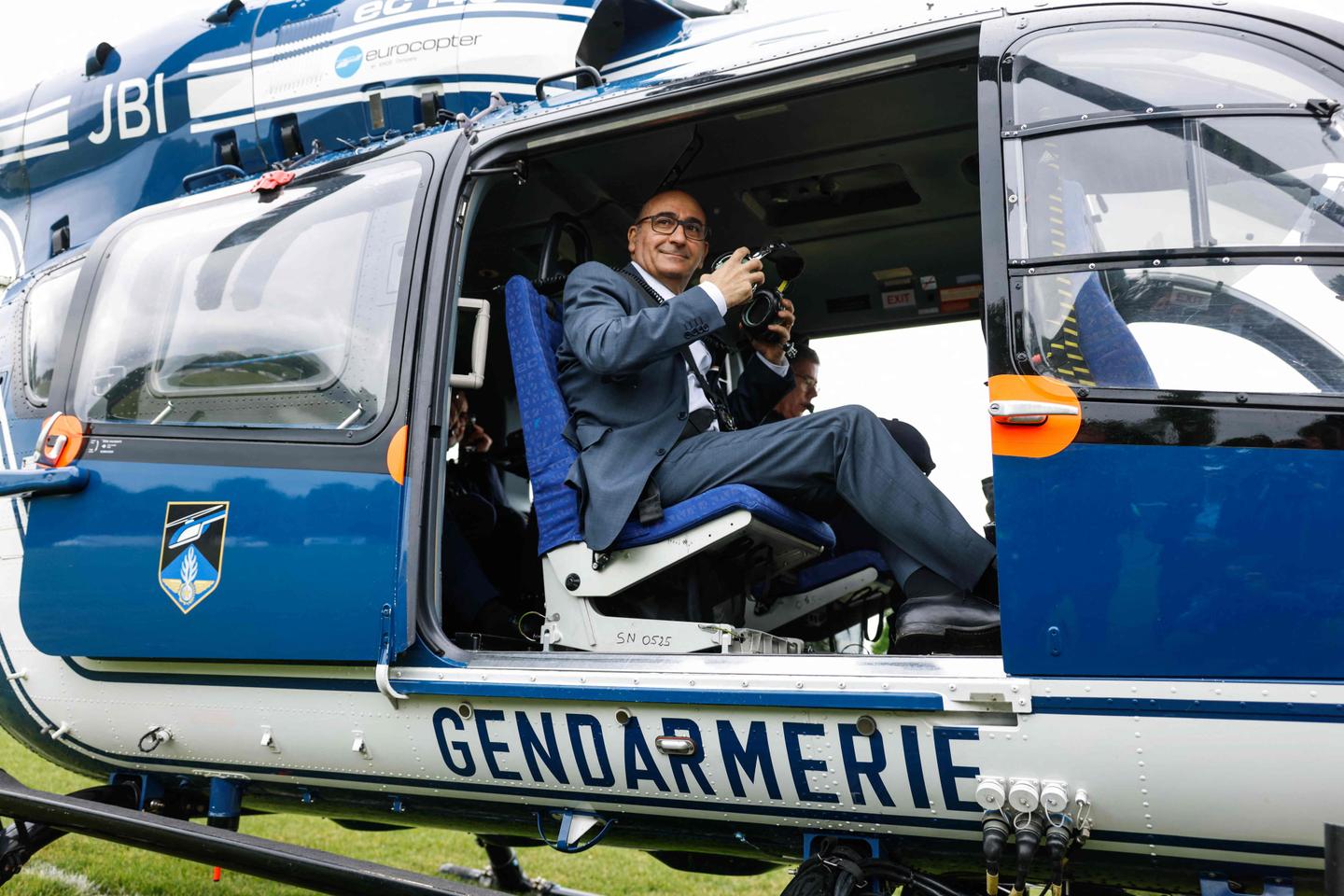 Après le « teknival de Bourges », le ministre de l’intérieur, Laurent Nuñez, promet de « mieux réprimer » les « rassemblements musicaux illégaux »