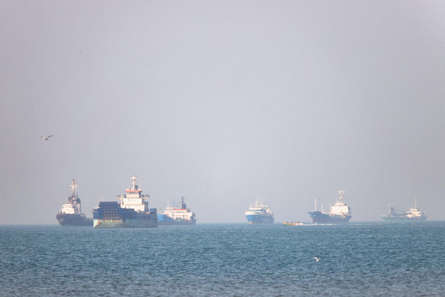 Comment les Etats-Unis et l’Iran contribuent au « double blocage » du détroit d’Ormuz