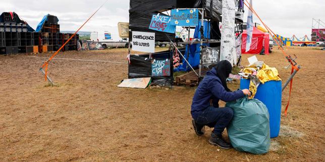 « Teknival de Bourges » : les départs se poursuivent, les participants verbalisés
