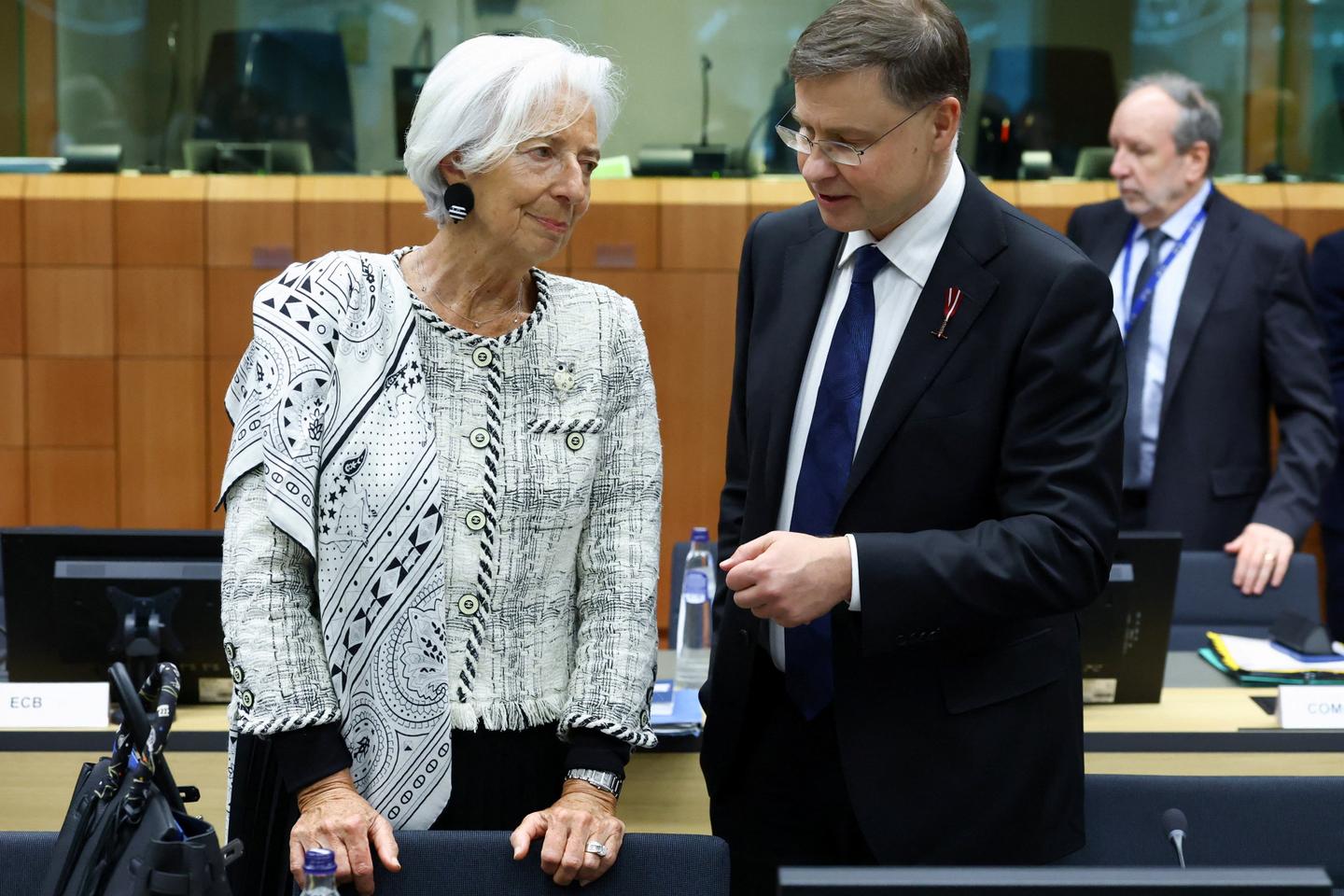 La Commission voit le piège de la stagflation se refermer sur l’Europe, pénalisée par le conflit au Moyen-Orient