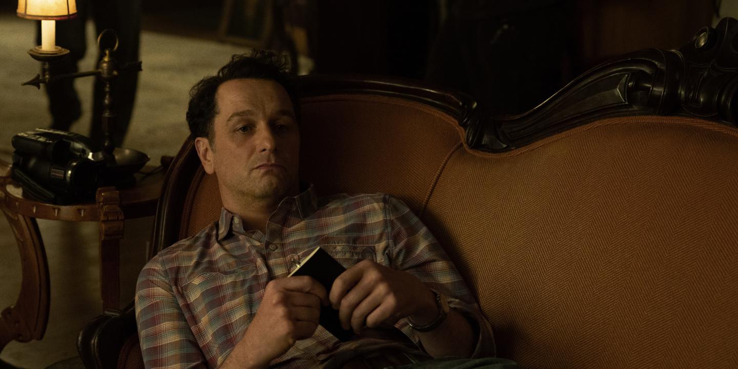 Sur Apple TV+, Matthew Rhys chasse les fantômes de Widow's Bay