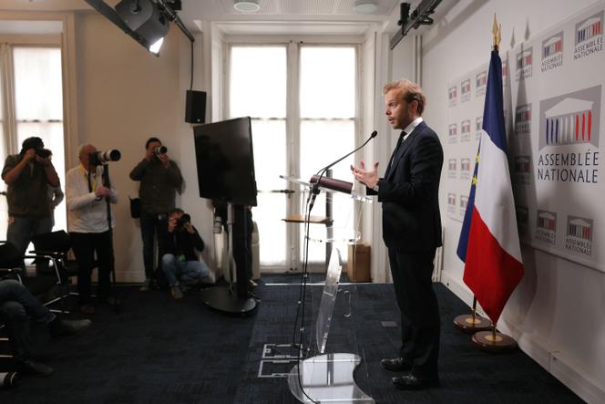 Charles Alloncle, député de l’Union des droites pour la République (UDR, alliée au Rassemblement national) et rapporteur de la commission d’enquête sur l’audiovisuel public, à l’Assemblée nationale, à Paris, le 5 mai 2026.