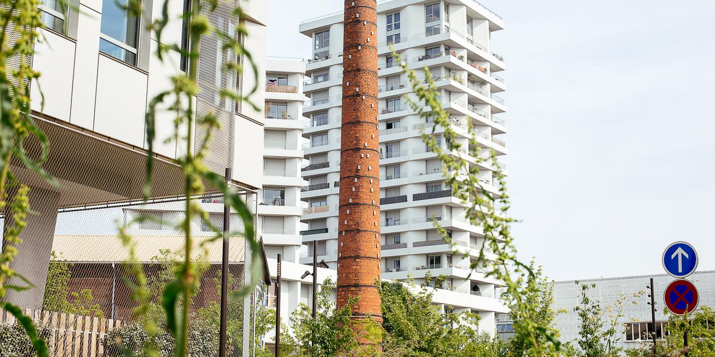 Les passionnés de cheminées d'usine font revivre l'histoire de ces clochers de cathédrale ouvrière