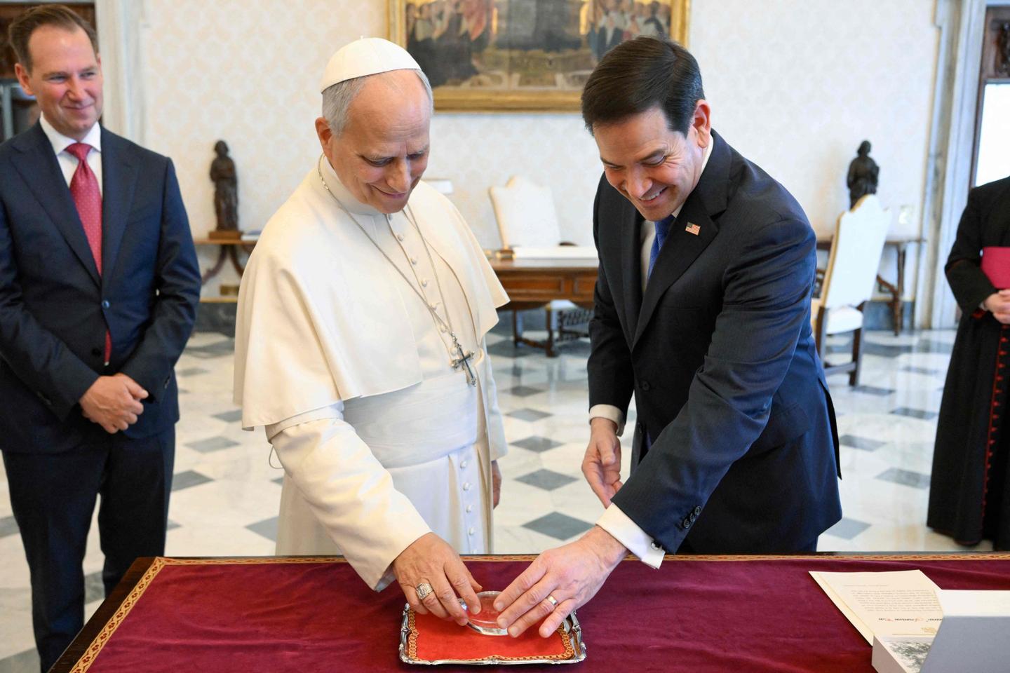 Les entretiens entre Léon XIV et Marco Rubio ont porté sur « la nécessité de travailler inlassablement en faveur de la paix »