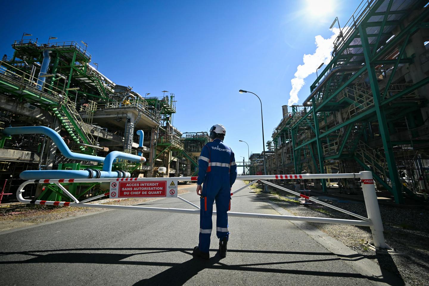 TotalEnergies bien parti pour échapper à une taxe sur les superprofits du secteur pétrolier