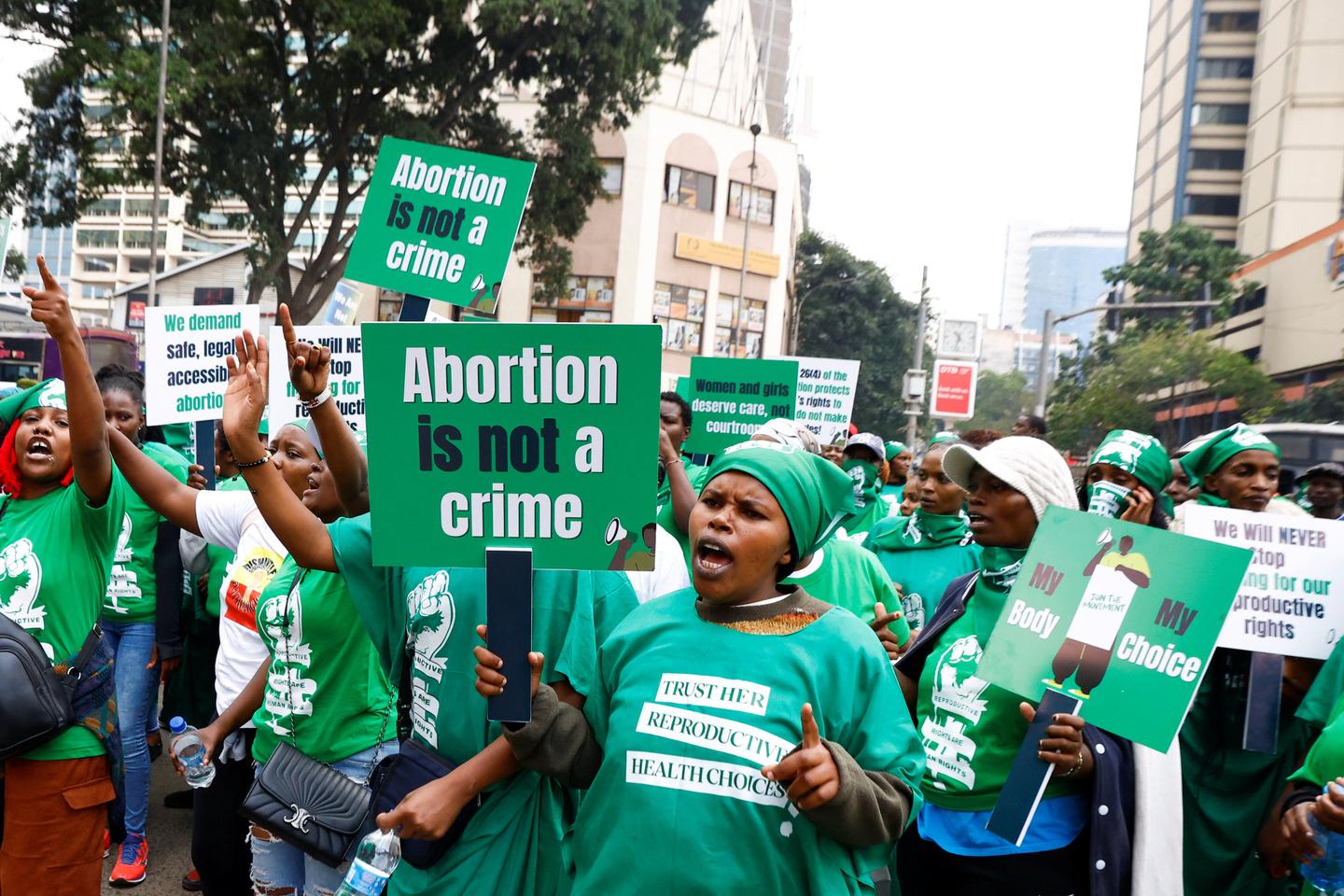 Au Kenya, l’affaire de la jeune PAK expose le flou juridique entourant l’avortement
