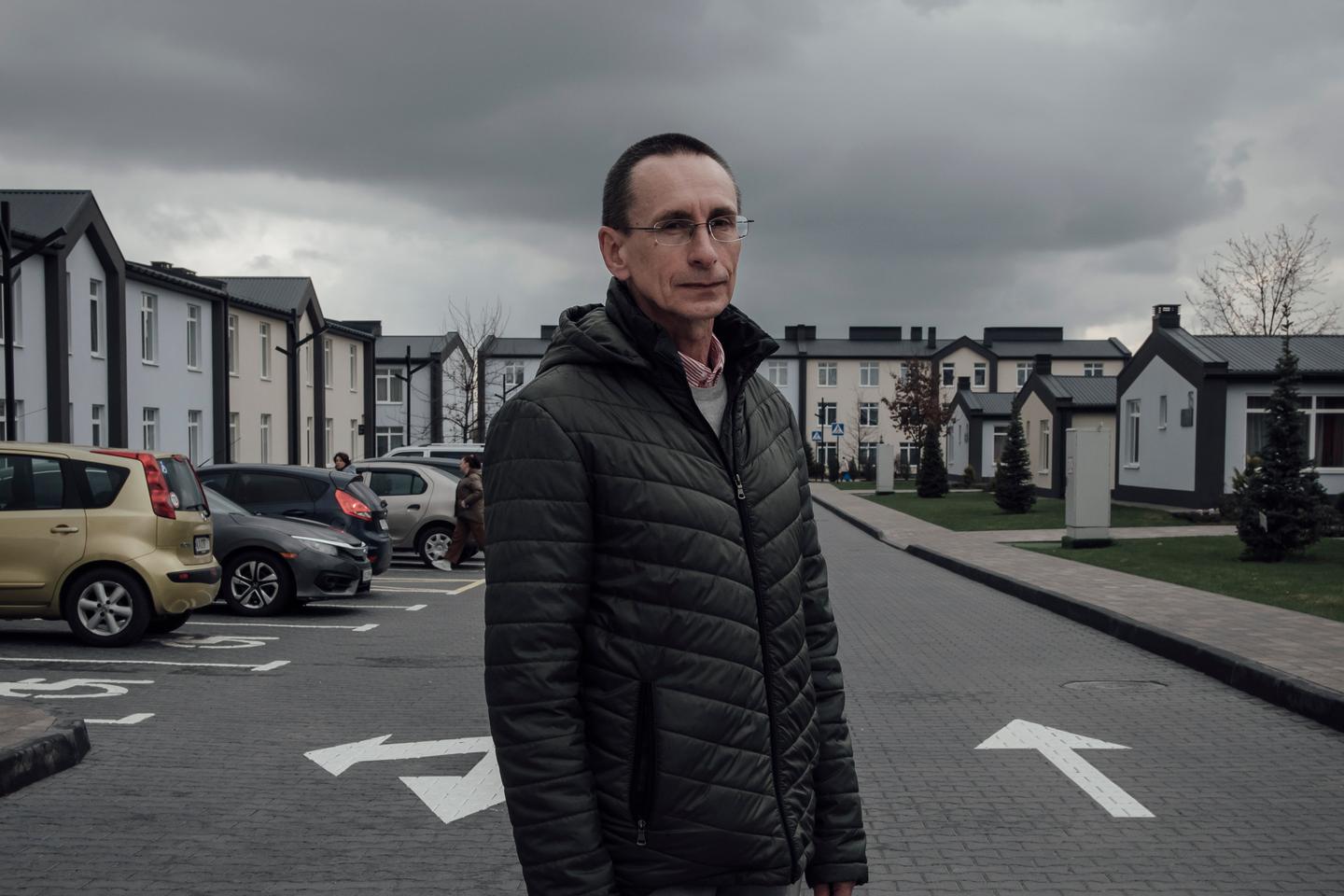 Comment la Russie capture, emprisonne et torture des milliers de civils ukrainiens : « Elle ignore toutes les lois et fait ce qu’elle veut »