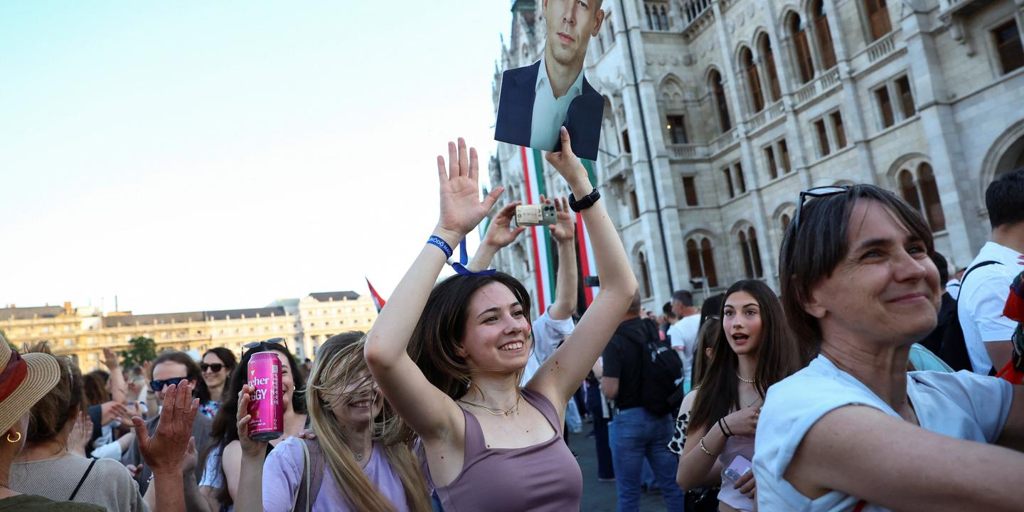 Hongrie : joie et liesse populaire pour l'investiture de Peter Magyar