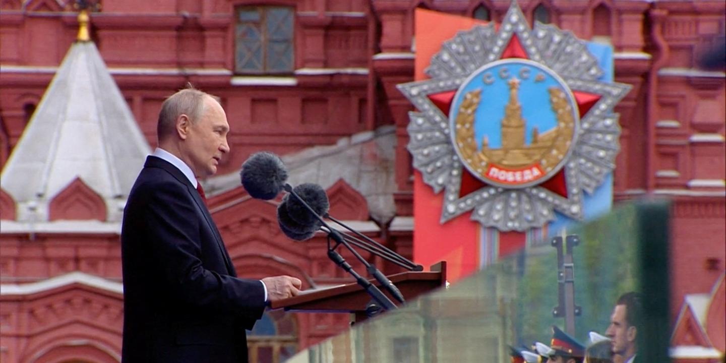 EN DIRECT, guerre en Ukraine : Vladimir Poutine s’en prend à l’OTAN lors du défilé sur la place Rouge pour les commémorations de la fin de la seconde guerre mondiale ; plusieurs attaques ont eu lieu dans la nuit en Ukraine