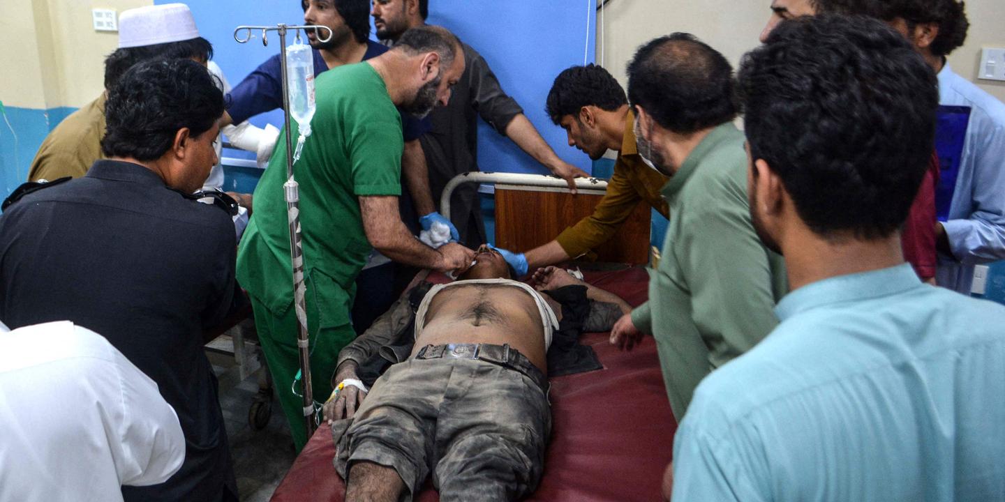 Au Pakistan, au moins 15 policiers tués dans un attentat contre un poste de contrôle dans le nord-ouest du pays