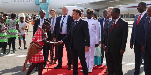A Nairobi, Emmanuel Macron clôt une décennie de tempêtes dans les relations entre la France et l’Afrique