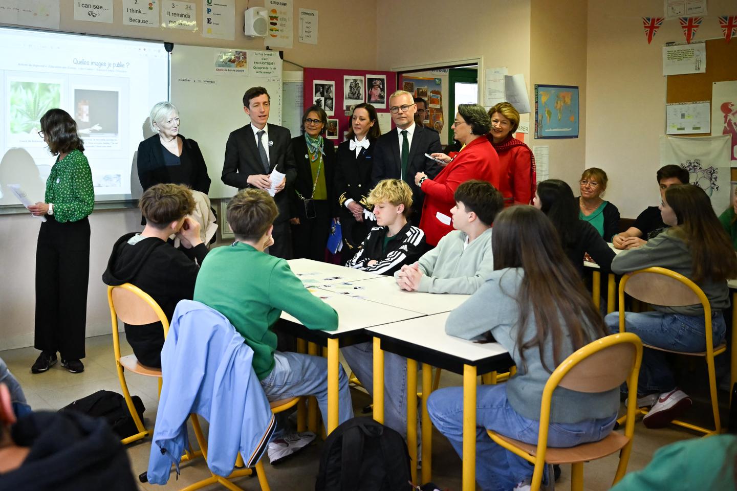 Remplacement des enseignants : les élèves des collèges et des lycées perdent toujours 10 % de leurs heures de cours annuelles