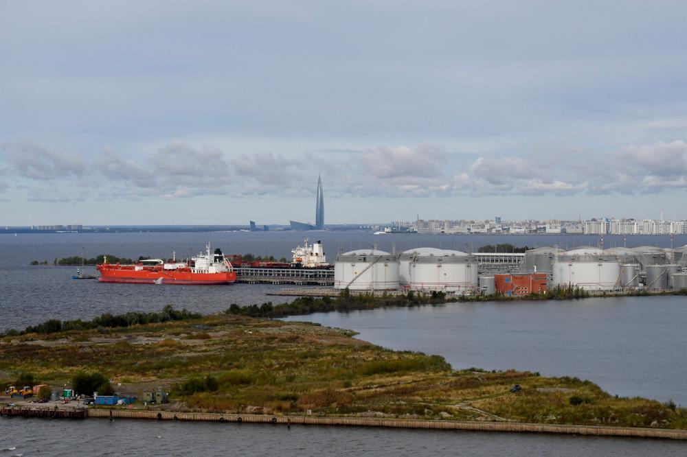 Terminal pétrolier à Saint-Pétersbourg (Russie), le 26 septembre 2025. - OLGA MALTSEVA / AFP