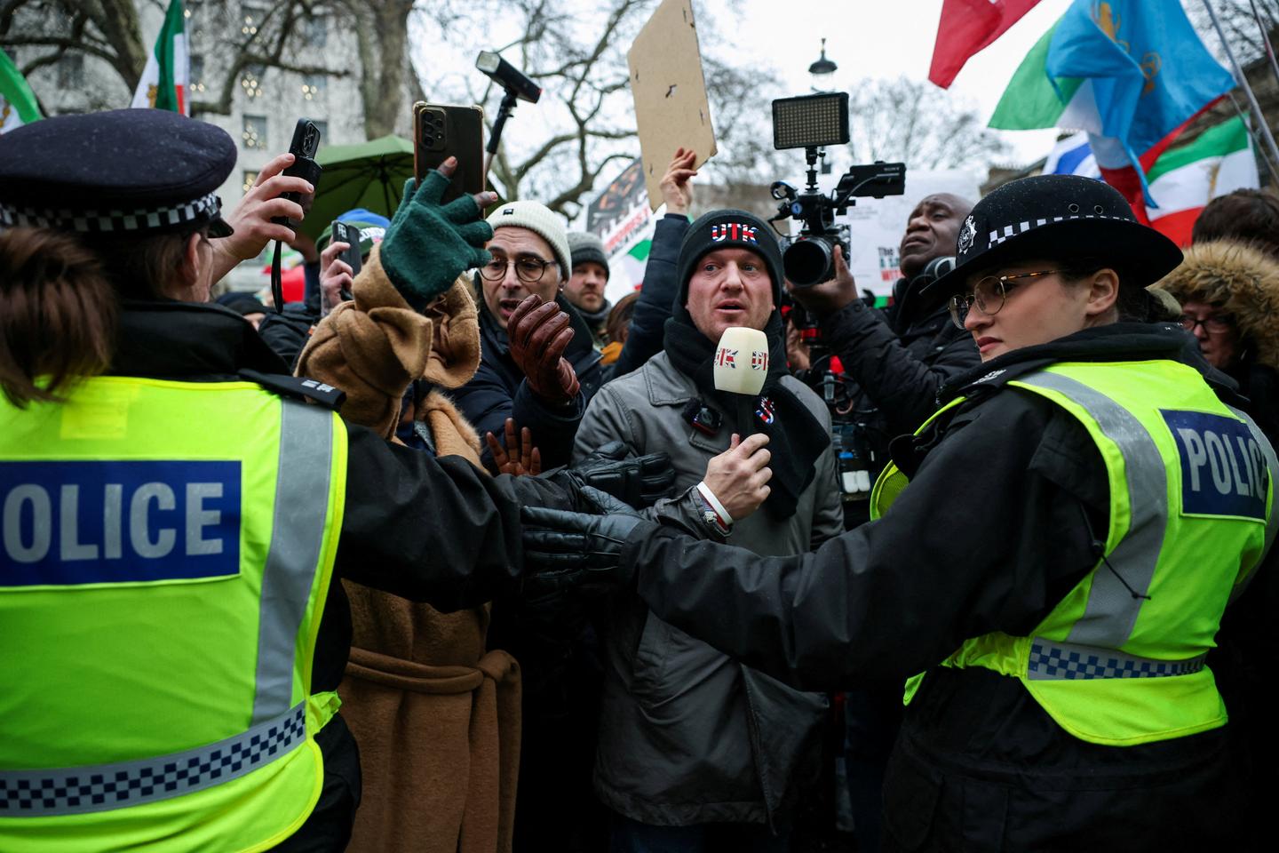 A Londres, la police se prépare à encadrer une nouvelle marche d’extrême droite à l’appel de Tommy Robinson