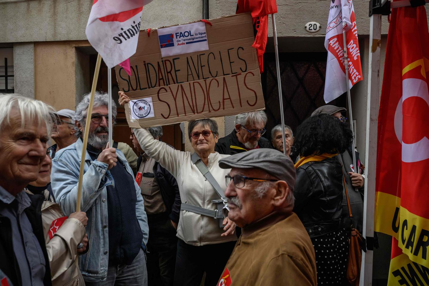A Carcassonne, des syndicats délogés de locaux municipaux protestent contre le maire RN de la ville