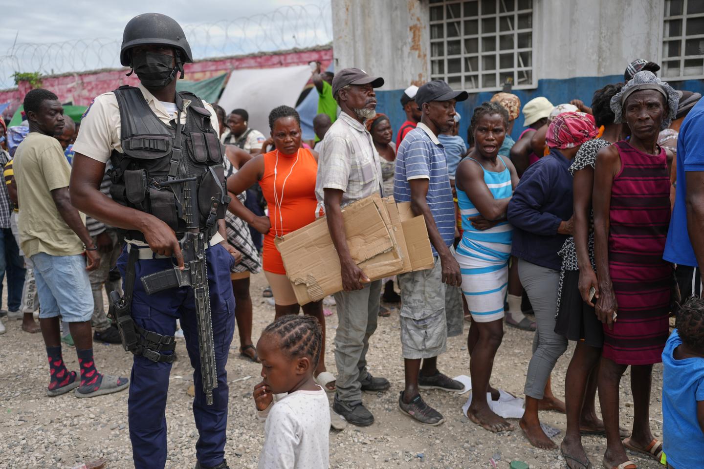 Haïti : une vague de violence des gangs à Port-au-Prince provoque le déplacement de plus de 5 000 personnes