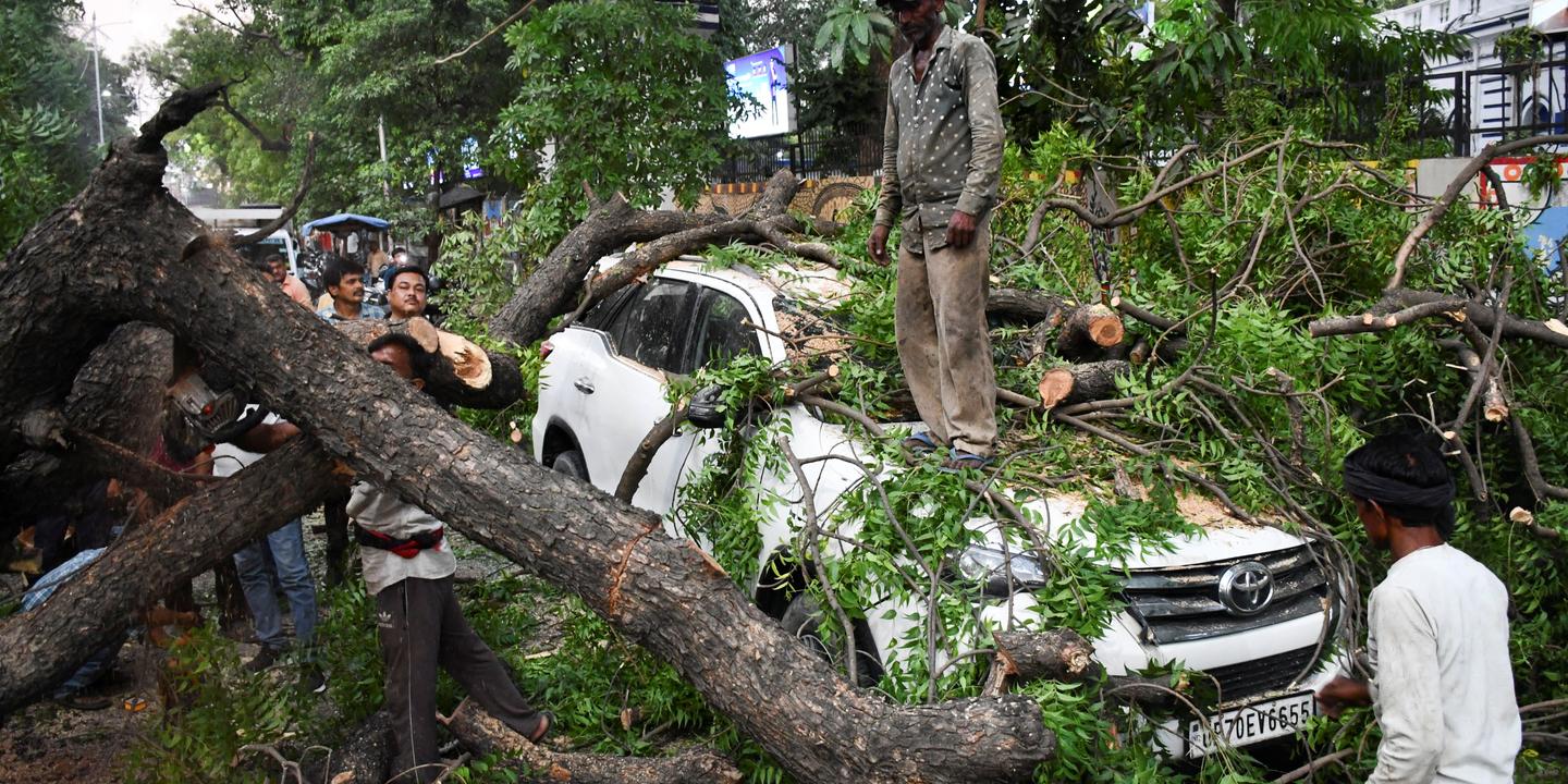 Inde : le bilan des orages dans l'Uttar Pradesh s'élève à 111 morts