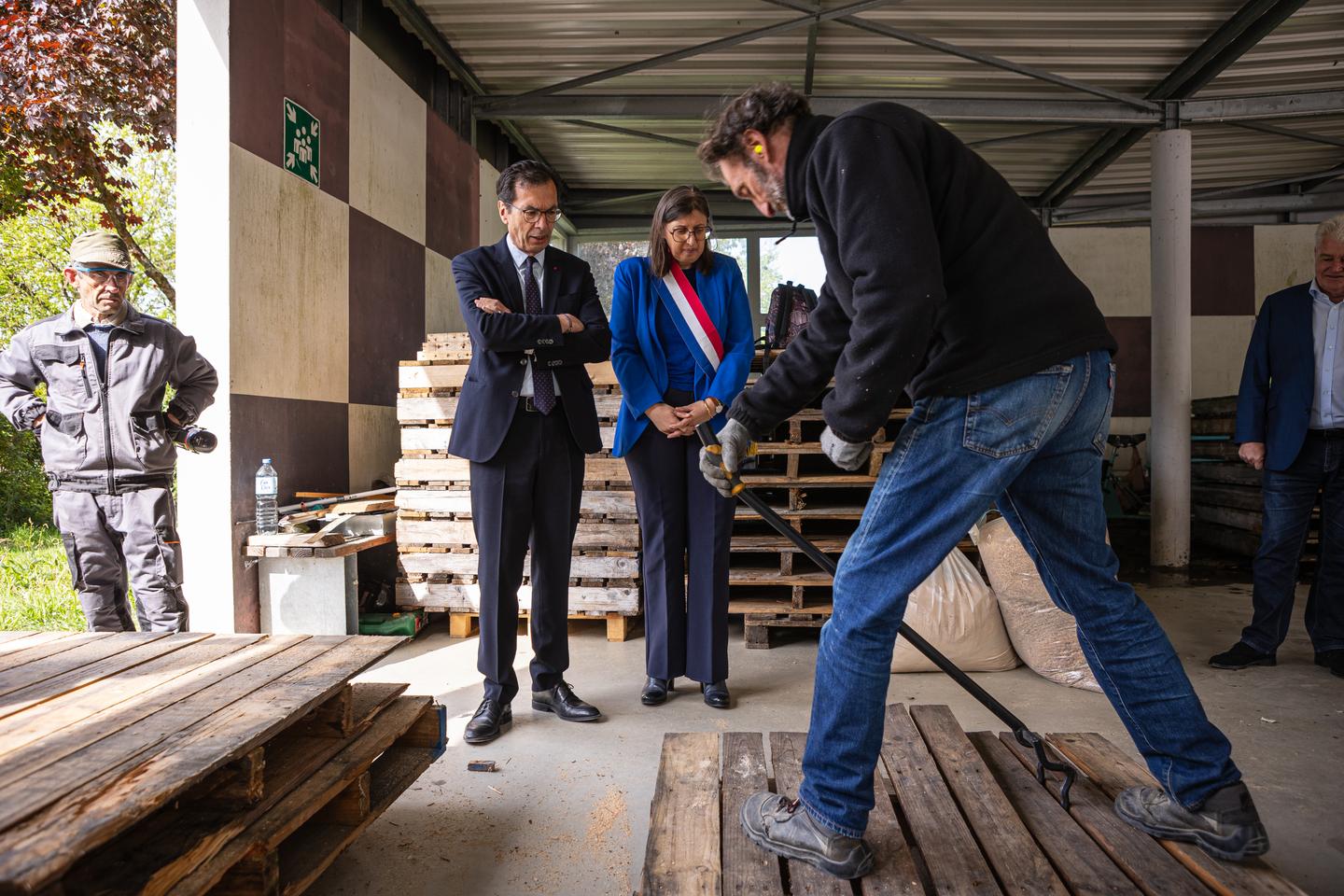 Présidentielle 2027 : le « travailler plus » face au « travailler mieux »