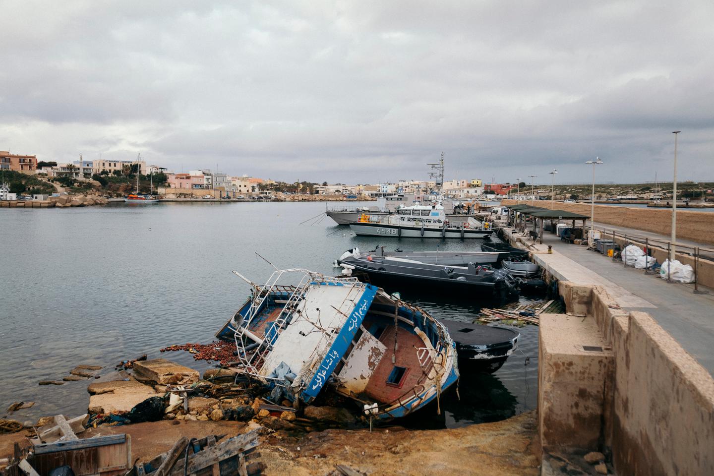 Avec la Libye et la Tunisie, une collaboration italienne et européenne sans état d’âme pour bloquer le flux des migrants