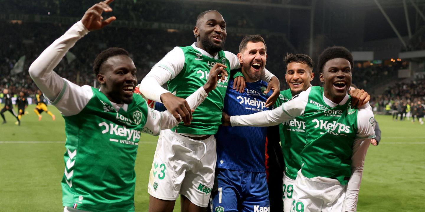 Saint-Étienne élimine Rodez et se qualifie pour les barrages de Ligue 1