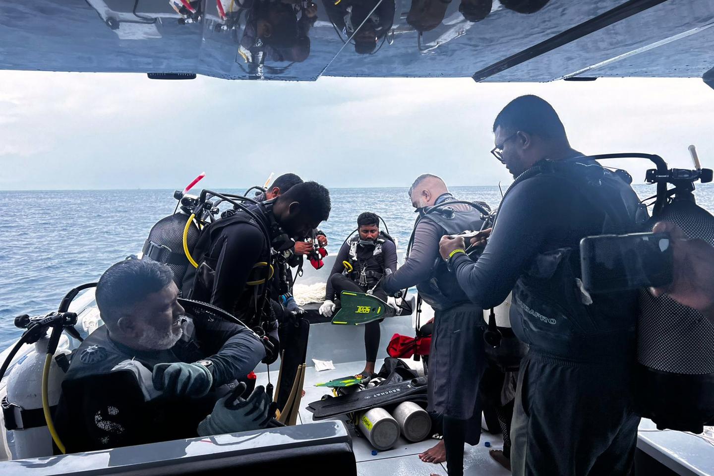 Aux Maldives, un secouriste meurt lors de la recherche des corps de quatre plongeurs italiens