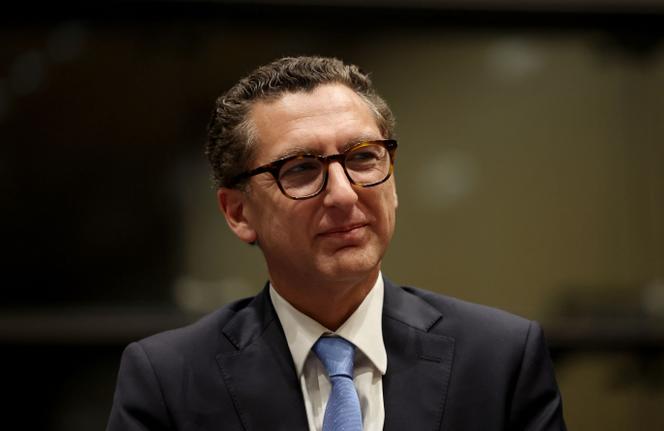 Le PDG du groupe Canal+, Maxime Saada, à Paris, le 1ᵉʳ avril 2026.
