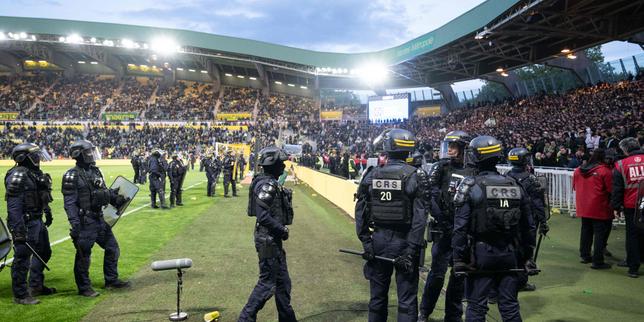 Ligue 1 : Nantes-Toulouse définitivement interrompu après un envahissement de terrain