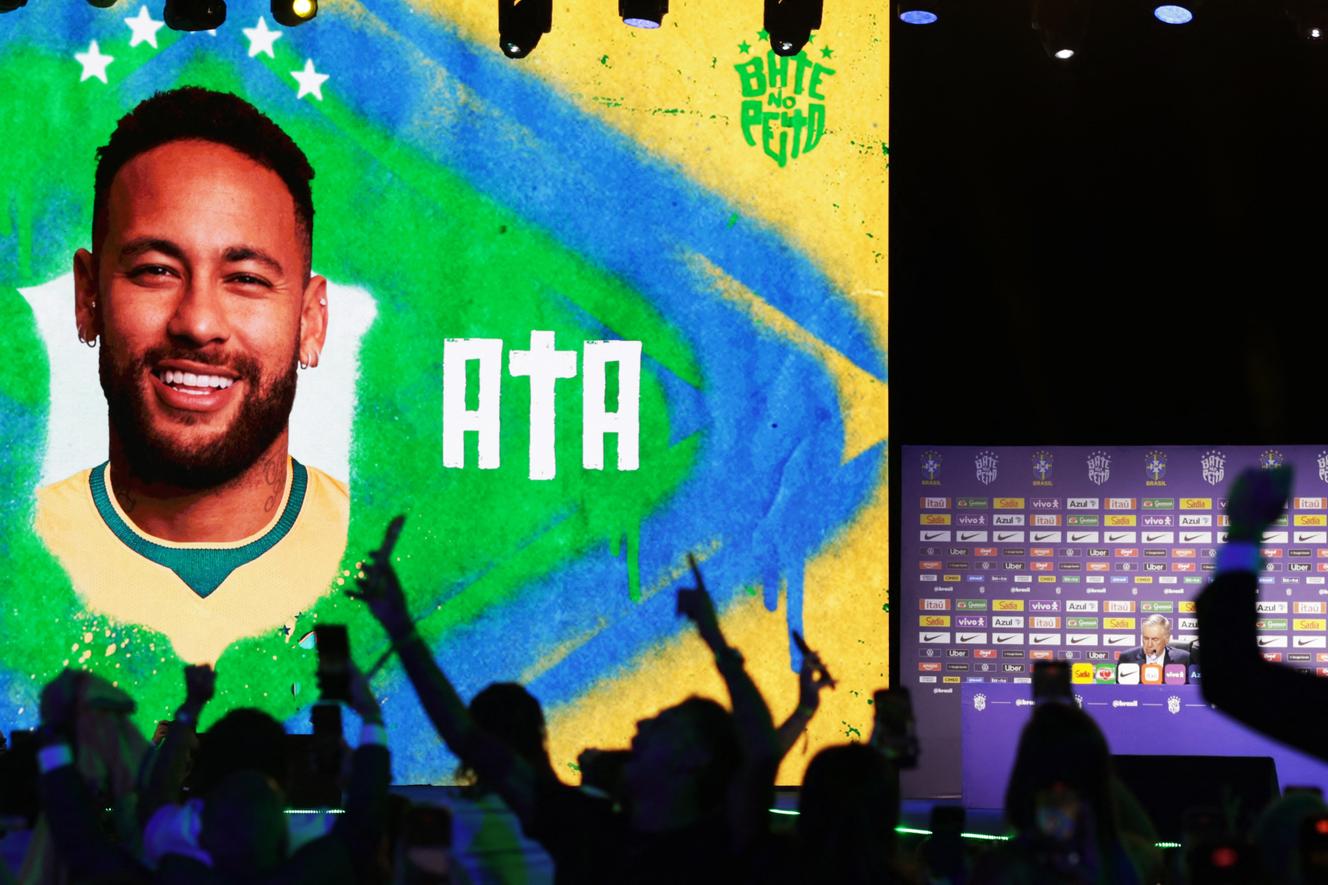 Neymar appelé par Carlo Ancelotti pour disputer la Coupe du monde de football avec le Brésil