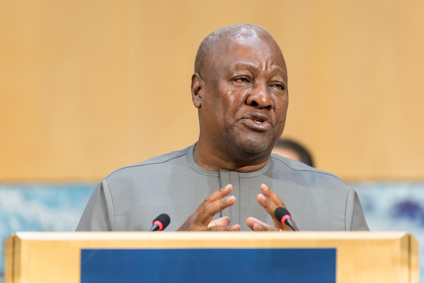 Ghana : le Parlement adopte une loi anti-LGBT+ répressive