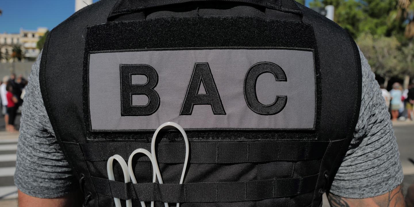 Quatre policiers de la BAC condamnés pour violences gratuites à Paris