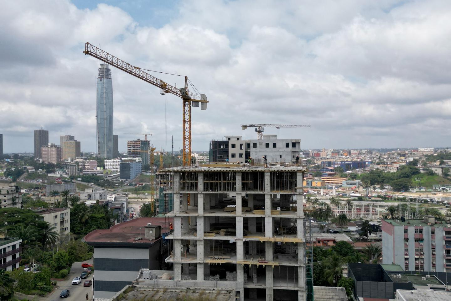 Alors que la surface bâtie continue d’augmenter dans le monde, un rapport déplore l’essoufflement de la décarbonation de la construction