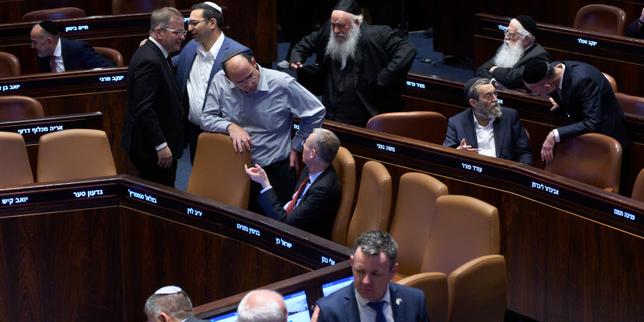 Israel's government steps up attacks on judiciary: 'A race to eliminate democratic institutions has begun'