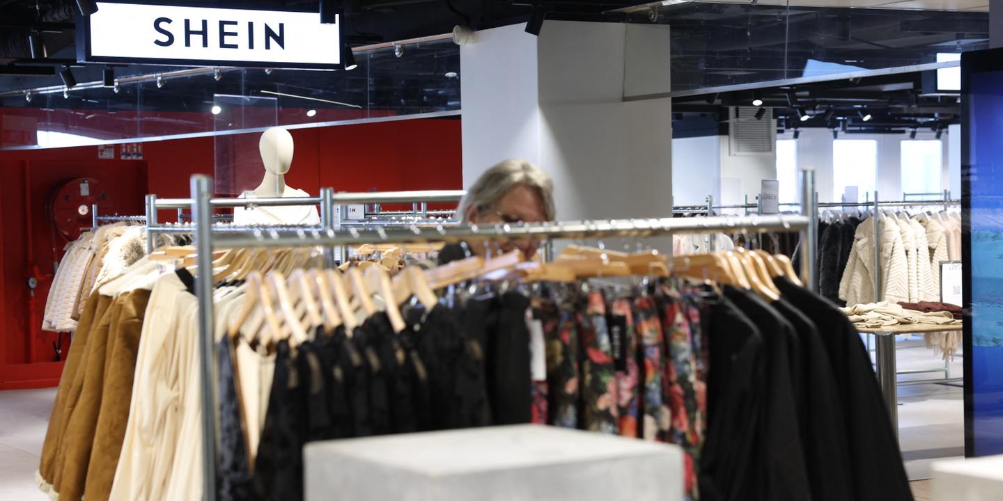Au BHV à Paris : rayons déserts et 40% de surface fermée, une descente aux enfers