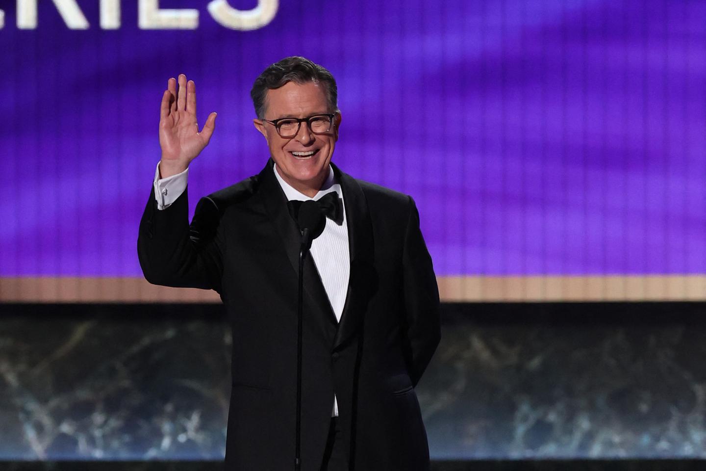 Stephen Colbert, cible de Trump, tire sa révérence sur CBS