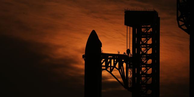 With SpaceX, Elon Musk launches the most spectacular IPO ever