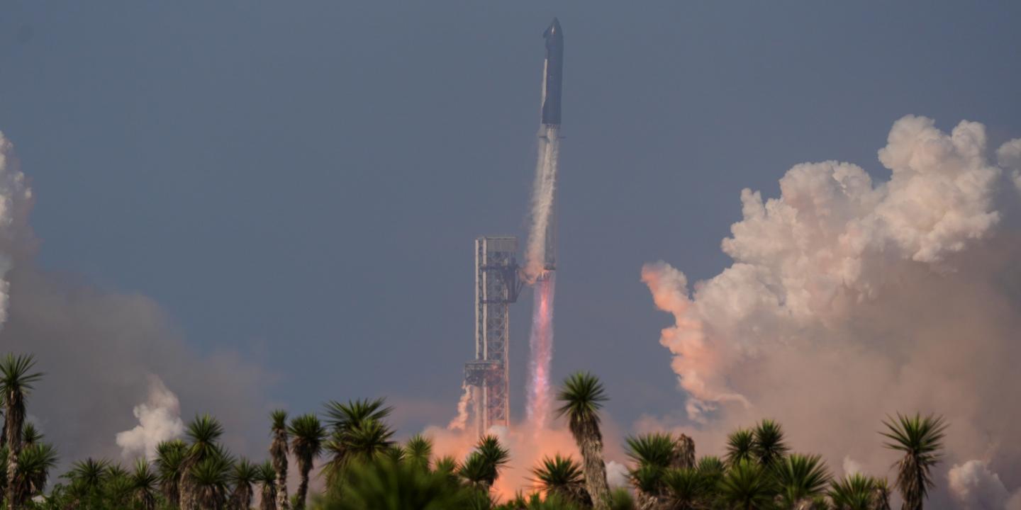 Fusée Starship 3e génération : premier vol d'essai imparfait
