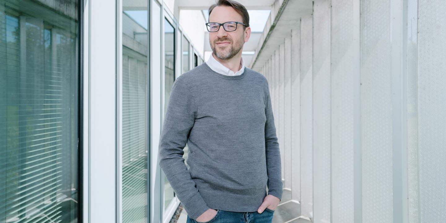 Jocelyn Raude : la panique vient de la méconnaissance du virus